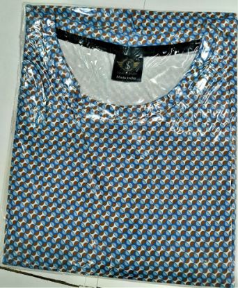 టెక్స్చర్డ్ కాటన్ క్రూ నెక్ పురుషుల టీ-షర్ట్ యొక్క చిత్రం