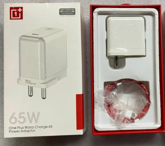 OnePlus 65 W 6 మొబైల్ కోసం A వాల్ ఛార్జర్ (తెలుపు, కేబుల్ చేర్చబడింది) యొక్క చిత్రం