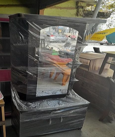 పార్టికల్ బోర్డ్ చెక్క డ్రెస్సింగ్ టేబుల్, స్టూల్ లేకుండా 2 ft యొక్క చిత్రం